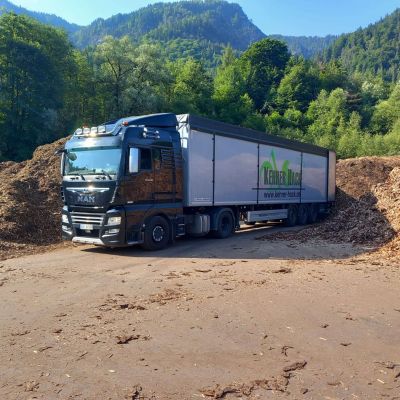 KEHRER HACK – Ihr Partner für Schüttguttransport in Bayern